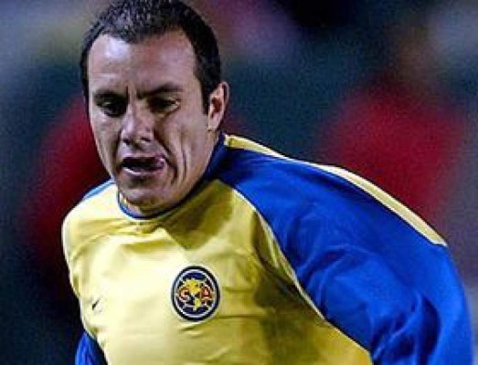 Presidente del América certifica permanencia de Blanco y Tena