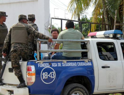 Arrestan a presuntos extorsionadores
