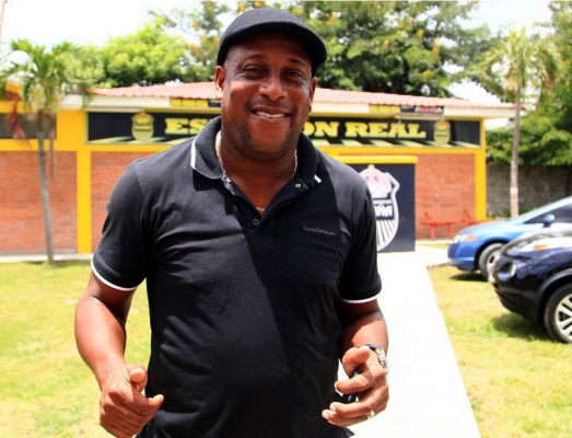 Hernán Medford: 'Honduras siempre será interesante para dirigir”