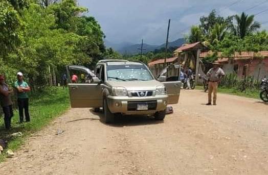 Acribillan a dos hombres en una camioneta en Patuca, Olancho