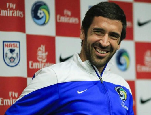 Los futbolistas que colgaron las botas en el 2015