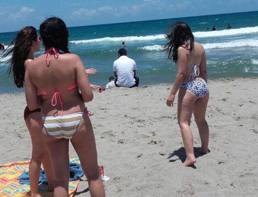 Agradable ambiente se disfruta en las playas de Tela, Atlántida