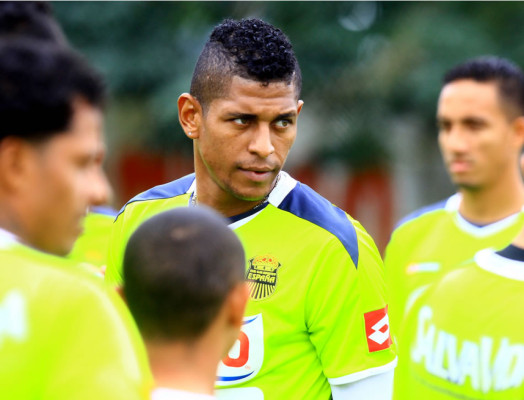 Costly piensa en los rivales de Honduras en el Mundial de Brasil