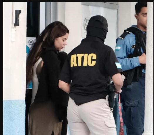 La insólita forma en que exfiscal Francia Medina supo que la estafaron con un reloj Rólex