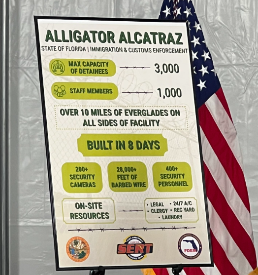 Primeras imágenes del interior de Alligator Alcatraz, la polémica prisión migratoria