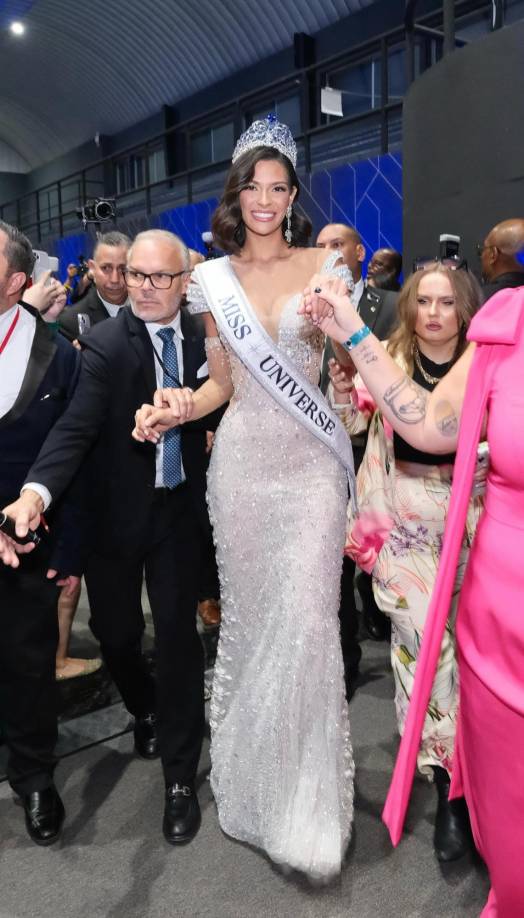 La oposición nicaragüense criticó este sábado al Gobierno que preside Daniel Ortega por acusar de conspiración y traición a la patria a la directora de Miss Nicaragua, Karen Celebertti, a su esposo y a uno de sus hijos, dos semanas después de que la nicaragüense Sheynnis Palacios fuera elegida como Miss Universo 2023 y que la población lo celebrara masivamente en las calles.
