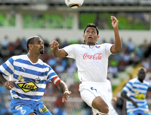 Anthony Lozano se lució contra el Victoria