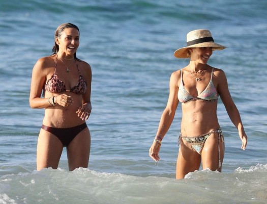 Elsa Pataky se divierte con Matt Damon y su familia