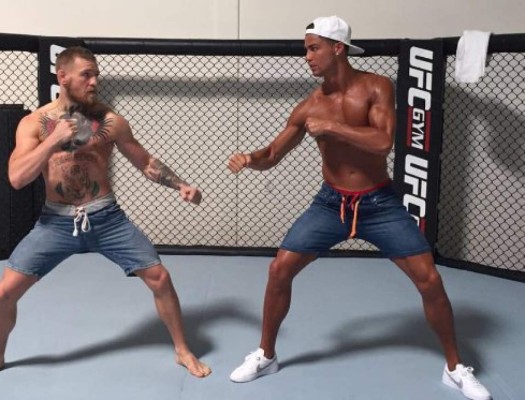 Cristiano se subió al ring con el peleador Conor McGregor