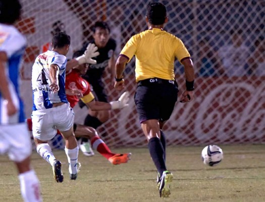 El Olimpia vuelve a perder y compromete el liderato