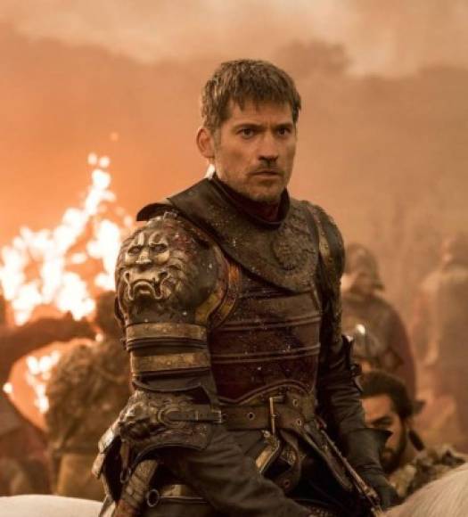 Jaime Lannister (Nikolaj Coster-Waldau) <br/><br/>A pesar de que Cersei le confesó que estaba embarazada de él, cumplió su promesa de ir a Winterfell para luchar en contra de los 'White Walkers', y, en los teasers promocionales, se le puede ver al pie de una batalla.<br/><br/>