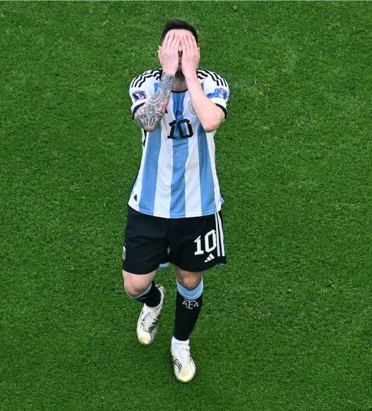 El lamento de Leo Messi tras el primer gol de Arabia Saudita.