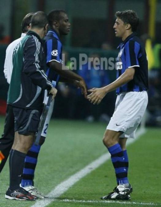 David Suazo debutó con el Inter el 19 de agosto del 2007, jugó 27 partidos y anotó 8 goles.