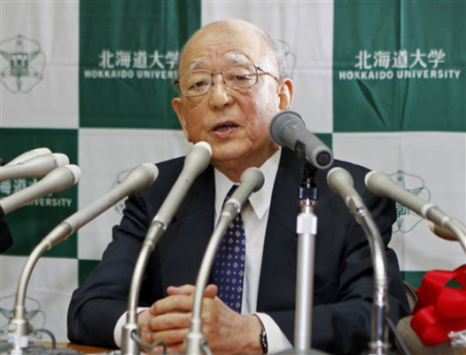 El Nobel a un trío de ases de la reacción química