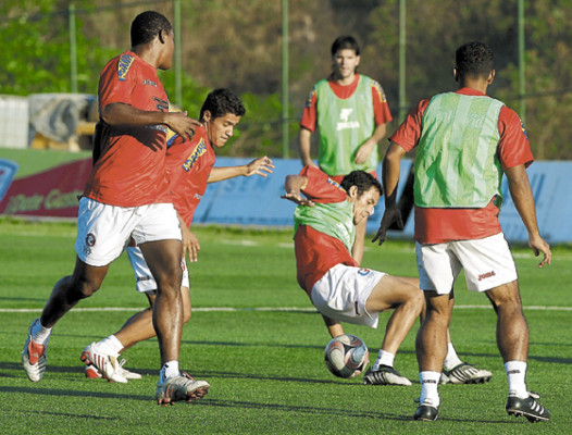 'Olimpia sabe jugar finales”: Hendry Thomas