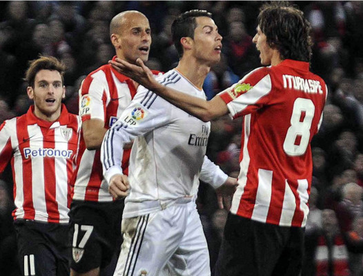 Athletic de Bilbao frena a un Real Madrid con Cristiano expulsado