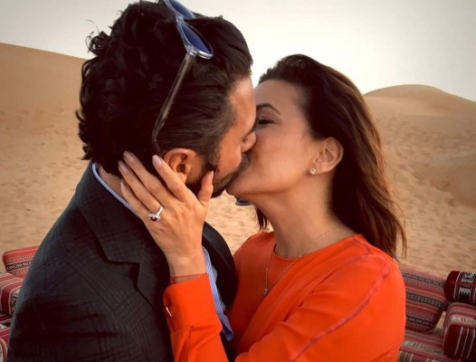 Longoria le jura amor eterno a Pepe