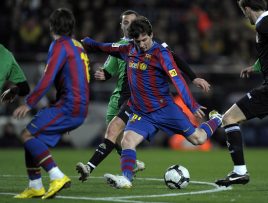 Barcelona superó sin problemas al Racing