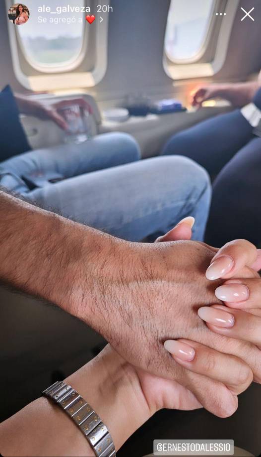 Algunos medios han señalado que Alejandra Gálvez tiene una hija llamada Michelle, quien tendría 17 años de edad, a quien le gusta hacer ejercicio con su mamá y ama el baile. Se desconoce quién es el papá de la hija de Alejandra Gálvez, así como la identidad de sus anteriores relaciones sentimentales.