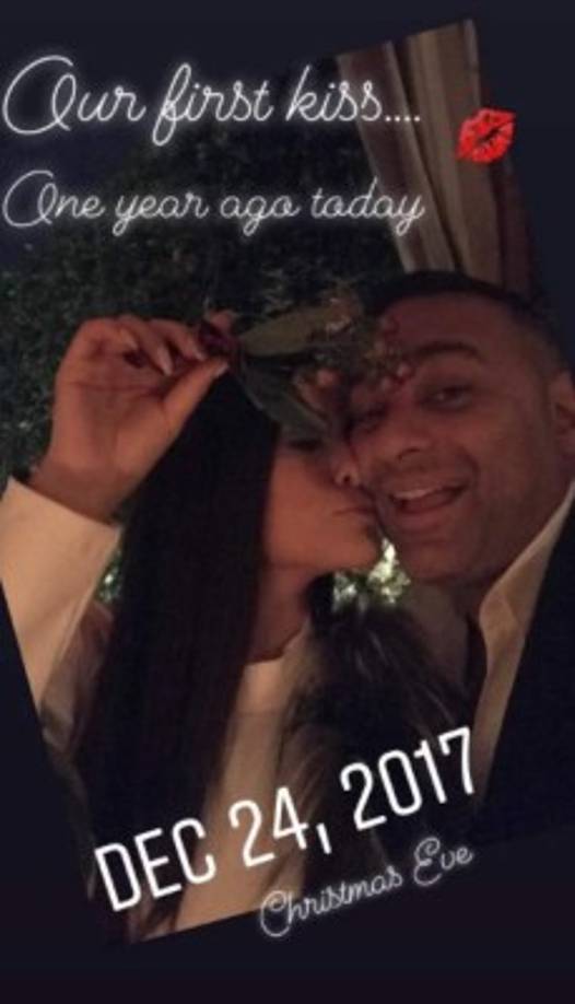 La futura madre Jennifer Andrade quiso utilizar la víspera de Navidad para recordar los inicios de su romance con el comediante Russell Peter, con quien espera a su primer hijo en 2019.