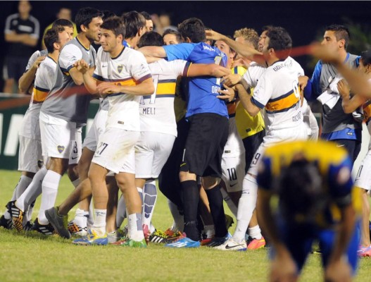 Boca Juniors logra pase a cuartos de final en tanda de penales