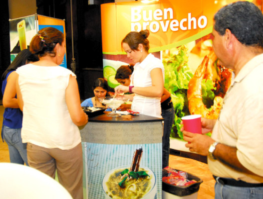 Buen Provecho consintió a los sampedranos