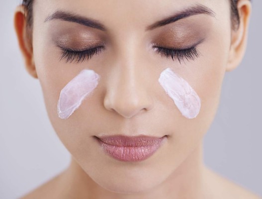 Crema antiarrugas: ¿Cuándo comenzar a usarla?