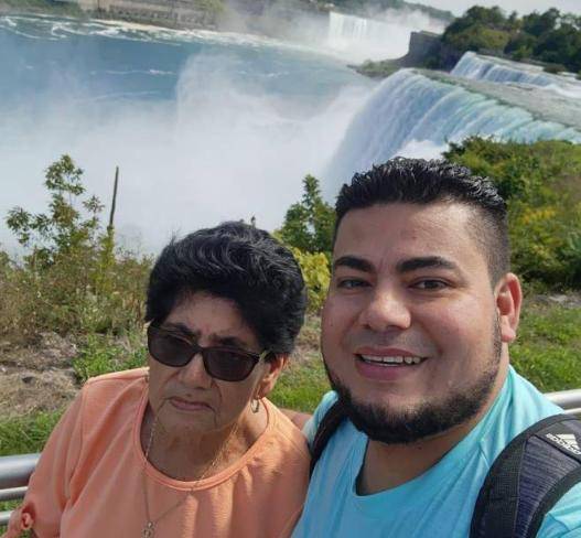 Agregó que el Gobierno que preside Xiomara Castro se ha comunicado con la familia de Suazo en Honduras y que hay una disposición oficial de repatriar sus restos, si así lo deciden sus familiares. Suazo era originario de Azacualpa, departamento de Santa Bárbara, en el oeste de Honduras.