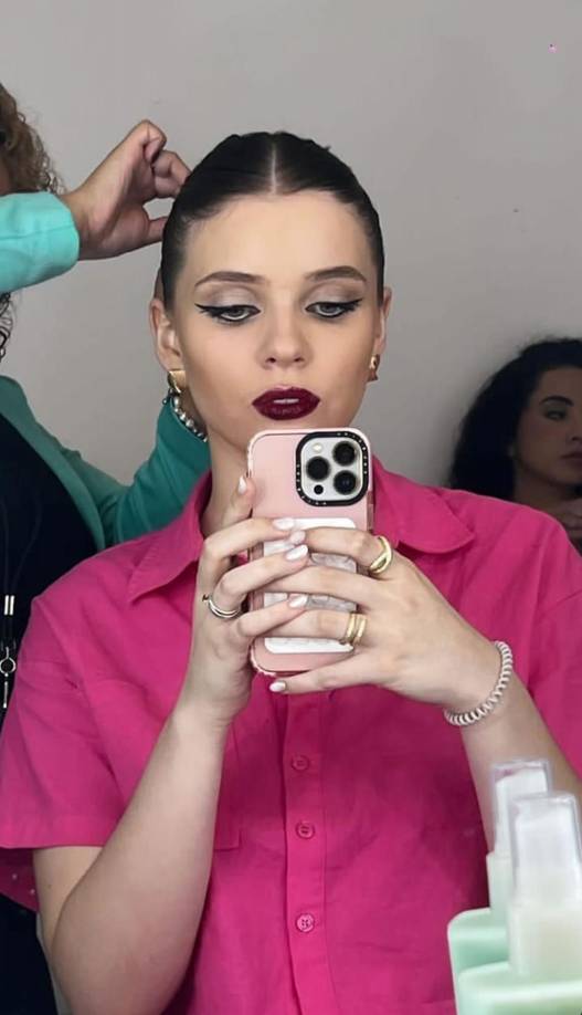 Cecilia García en el desfile de moda BAC Estilo Moda 2024 realizado en Tegucigalpa.