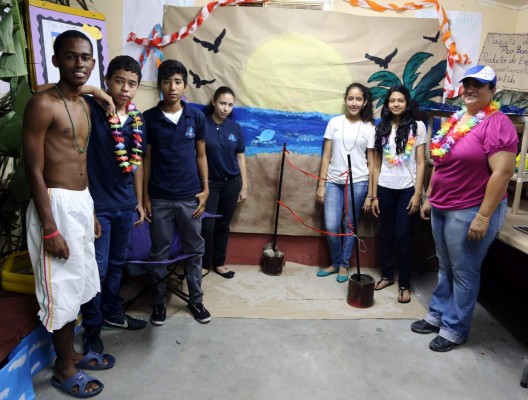 Celebran la belleza de la cultura hondureña