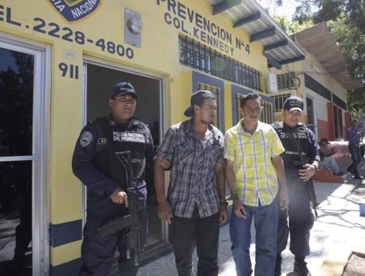 Capturan a supuestos sicarios en punto de taxis