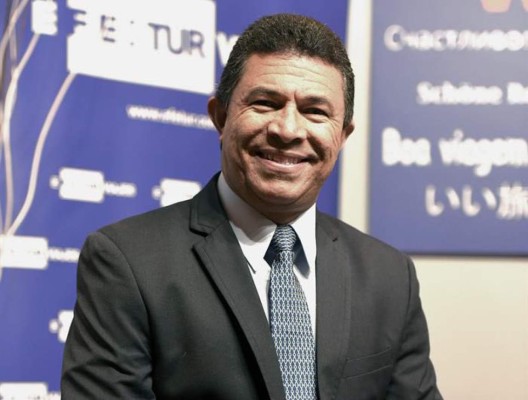 Honduras busca conexión directa con España para impulsar su turismo