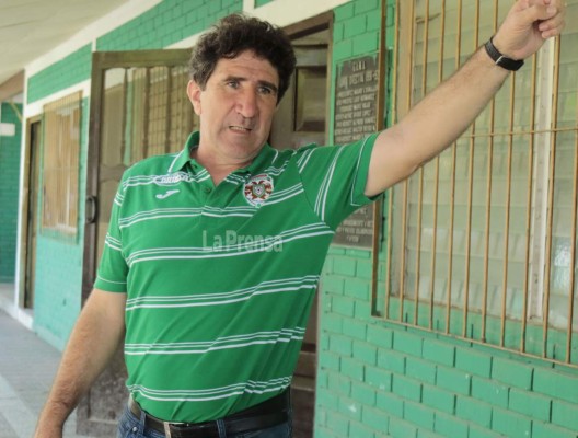 Héctor Vargas: 'Si es conmigo, yo doy un paso al costado'