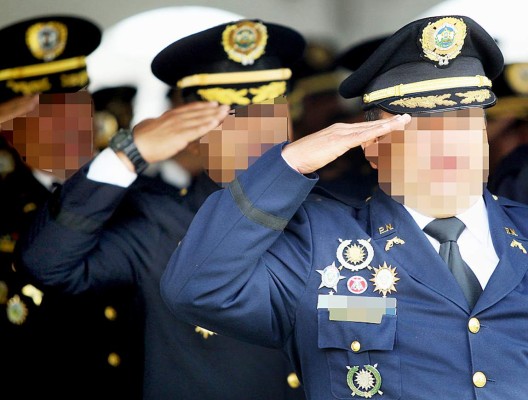 Comisión ordena 'barrida” de comisionados en la Policía Nacional