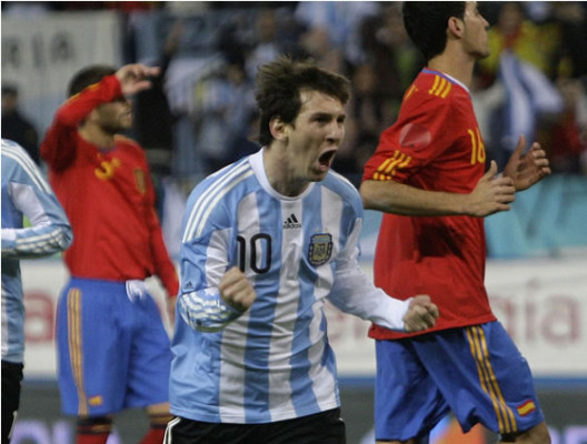 España doblegó a Argentina en amistoso