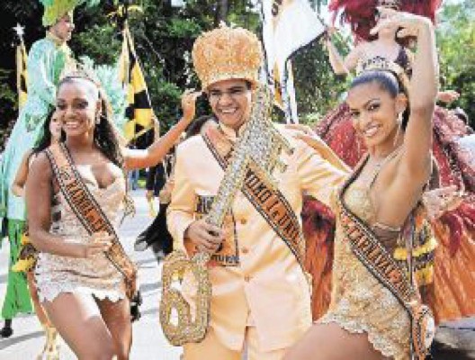 ¡La fiesta de la samba ya comenzó!