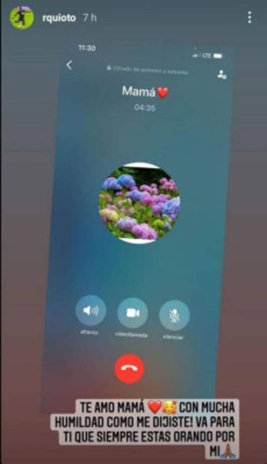 Tras el final del partido, Romell Quioto mostró en sus redes sociales la llamada especial que recibió: '¡Te amo, mamá! Con mucha humildad como me dijiste. Va para ti que siempre estás orando por mí', comentó.