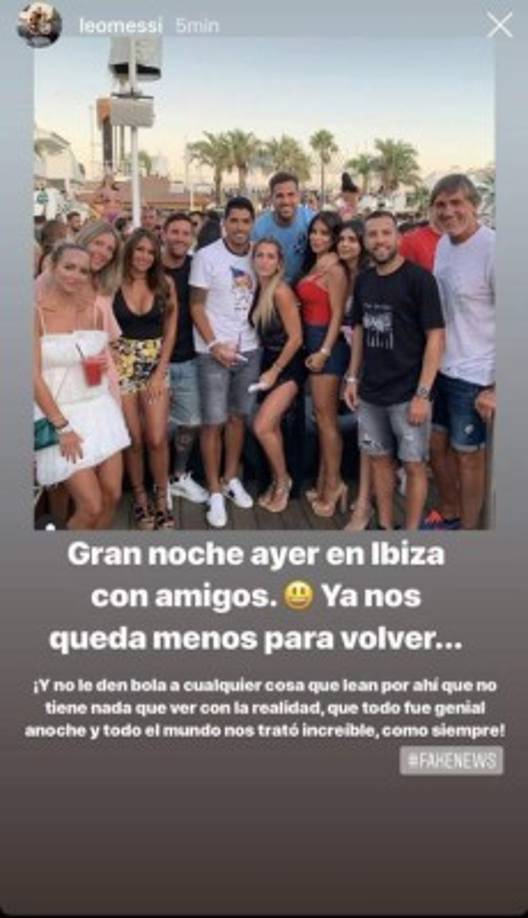 Messi ha salido al paso y desmintió la noticia de que se había peleado con un individuo. 'Gran noche ayer en Ibiza con amigos. Ya nos queda menos para volver. Y no den bola a cualquier cosa que lean por ahí que no tiene nada que ver con la realidad', dijo.