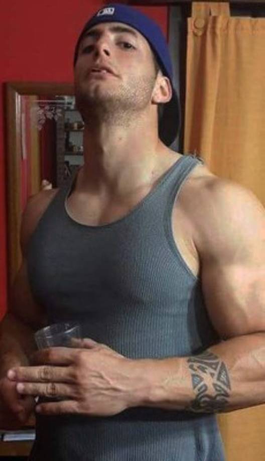 Kevin Hoyos: El delantero argentino podría llegar al campeón Marathón. En la reciente campaña jugó con el Parrillas One en la Liga de Ascenso.