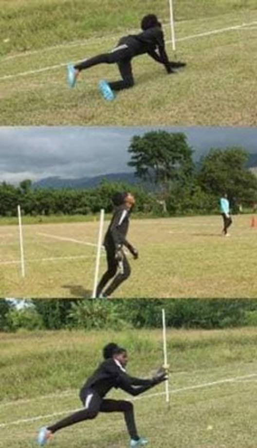 La More destacaba como portero y debido a sus grandes actuaciones tuvo la oportunidad de llegar a Estados Unidos, en dicho país fue compañero del legionario hondureño Andy Nájar en la academia del DC United.