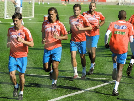 Olimpia ya se prepara para enfrentar al Saprissa