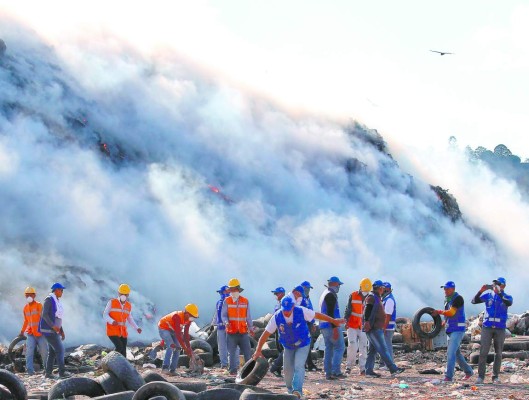 Alarma por incendio en botadero de Tegucigalpa