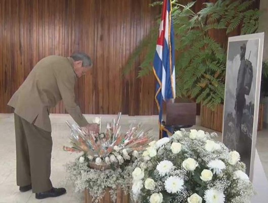 Exhiben por primera vez urna con cenizas de Fidel Castro