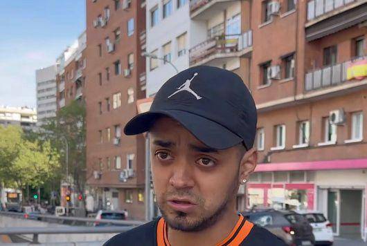 $!Carlos es la pareja de Tania. Él decidió viajar primero hacia España para enviar ayuda económica, pero no ha logrado conseguir un empleo.