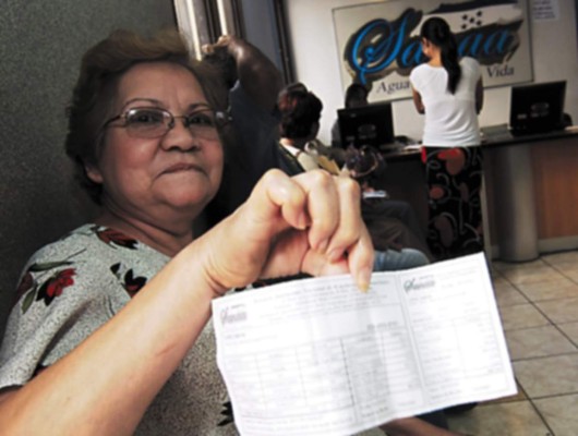 Sanaa da 'trancazo” a capitalinos