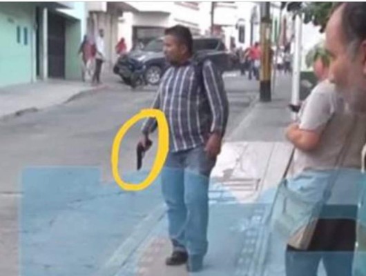 Policía municipal era el hombre armado en protestas de Tegucigalpa