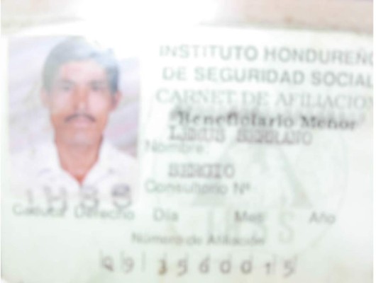 Hallan tres cuerpos sin vida en el interior de un taxi en Naco, Cortés