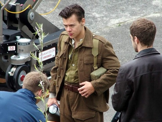 Harry Styles sorprende con su nuevo look