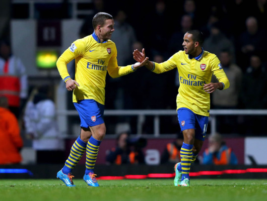 Arsenal remonta al West Ham y recupera el liderato