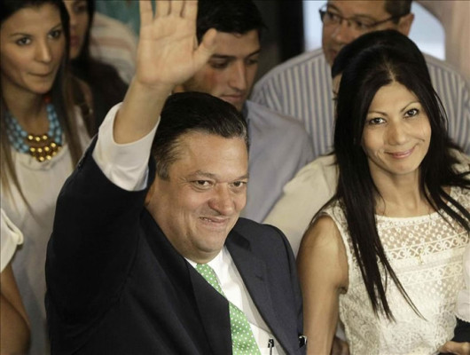 Johnny Araya se retira de la contienda por la Presidencia de Costa Rica